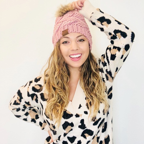 Soft Leopard Print Sweater - Picture 2 of 6